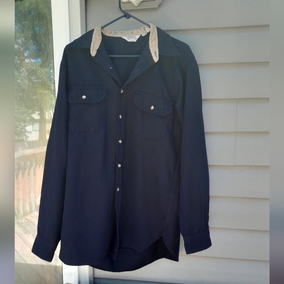 Cabela's Vintage Mens L/T  Dark Blue Shirt with Tan Collar Button Up  VGUC - Picture 1 of 5
